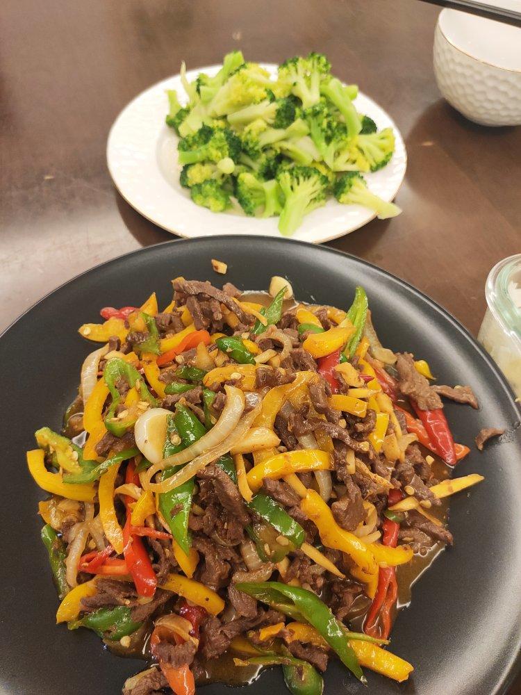 彩椒牛肉丝