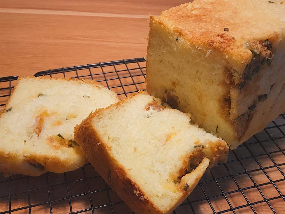 香葱肉松手撕吐司