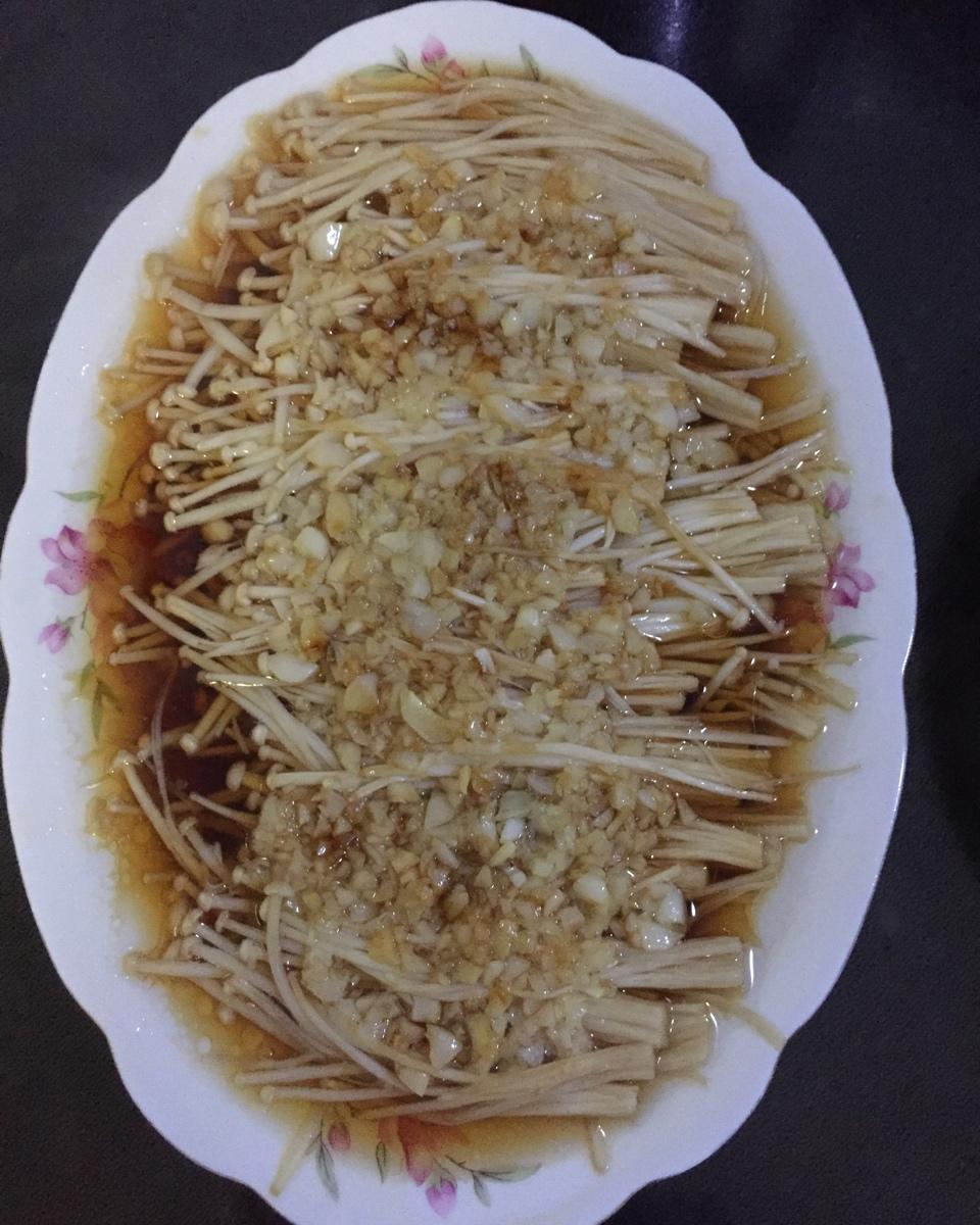 蒜蓉蒸金针菇