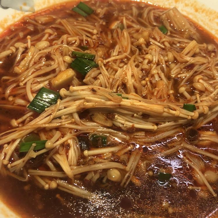 酱炒金针菇￨好吃到爆炸