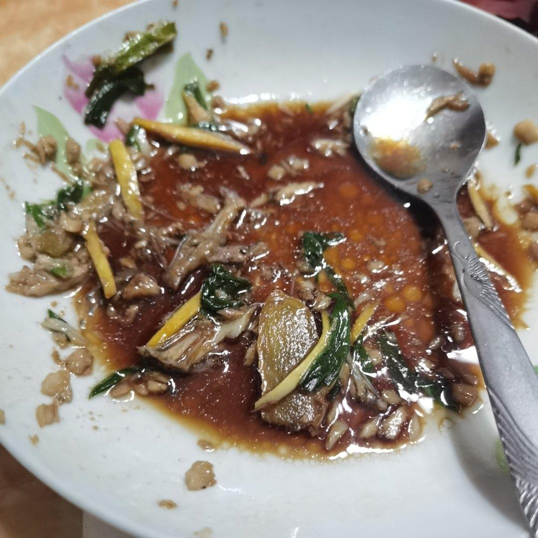 10分钟做 清蒸鲈鱼 （附切鱼图解）