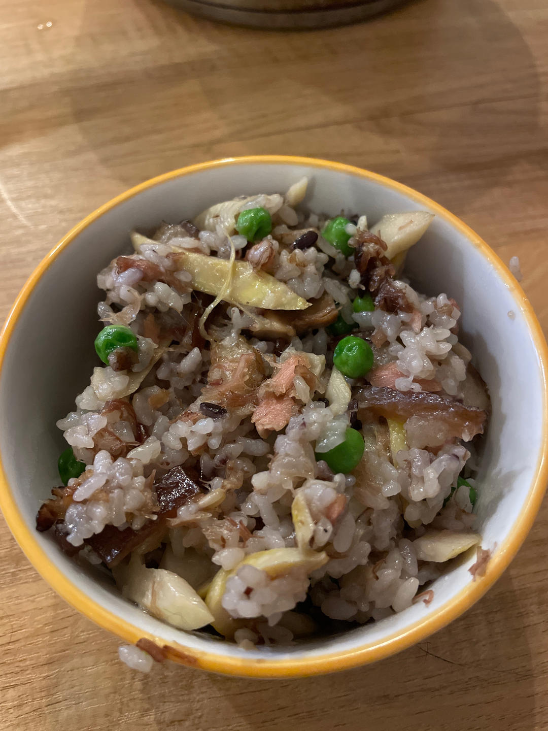 干饭人的春天｜春笋腊味豌豆饭