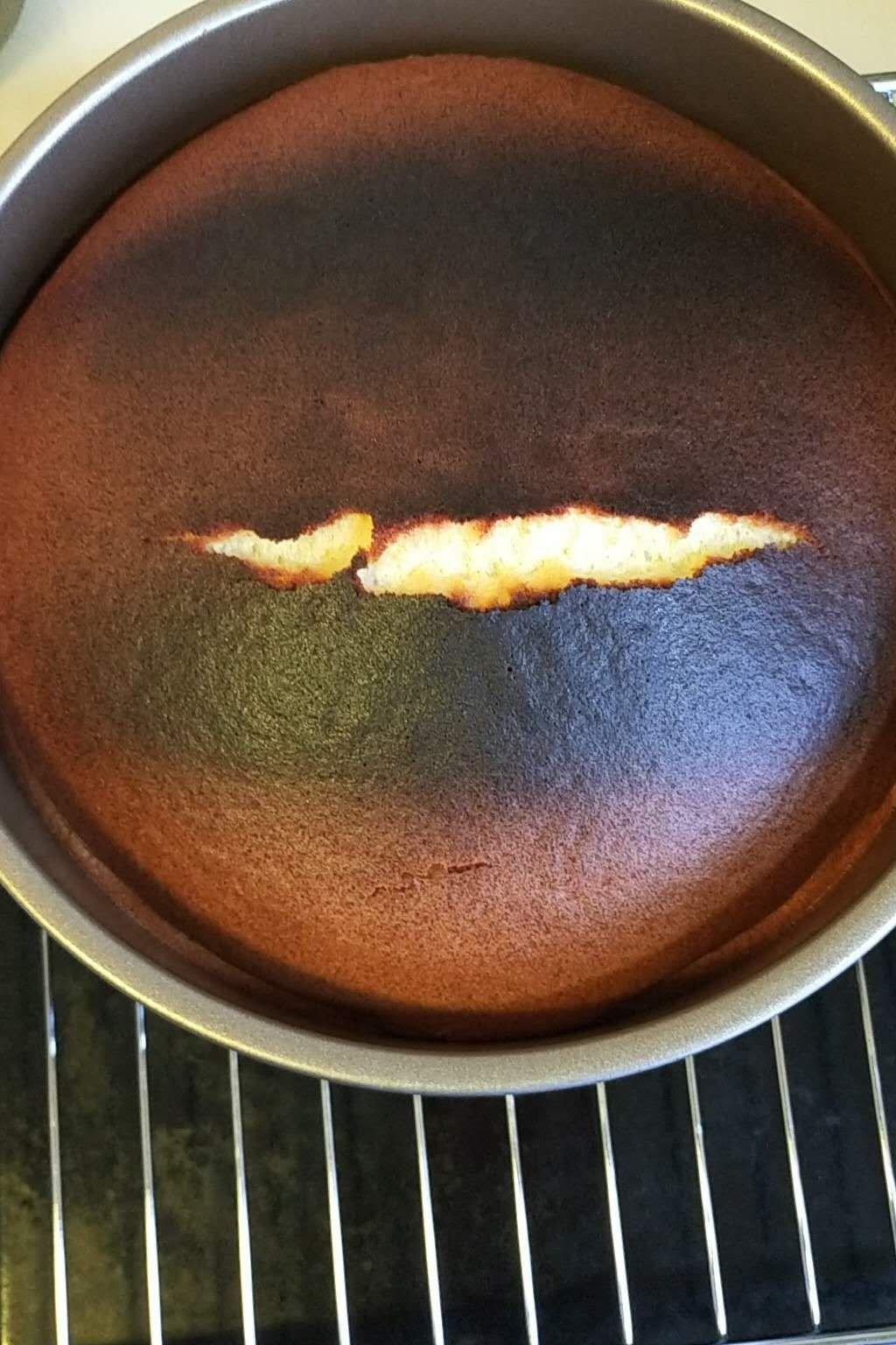 烤箱做蛋糕（戚风蛋糕的做法）