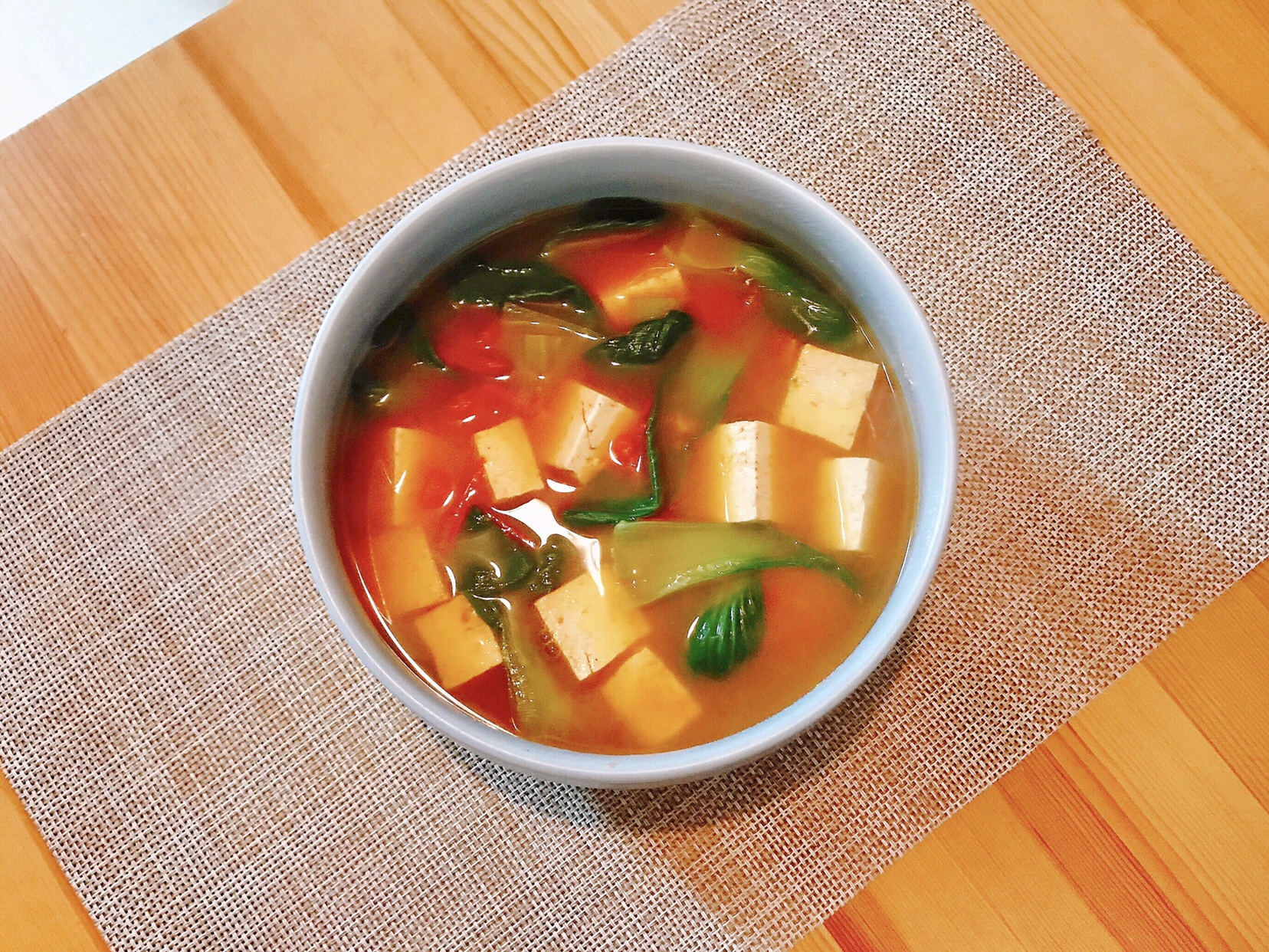 超快手刷脂蔬菜豆腐汤
