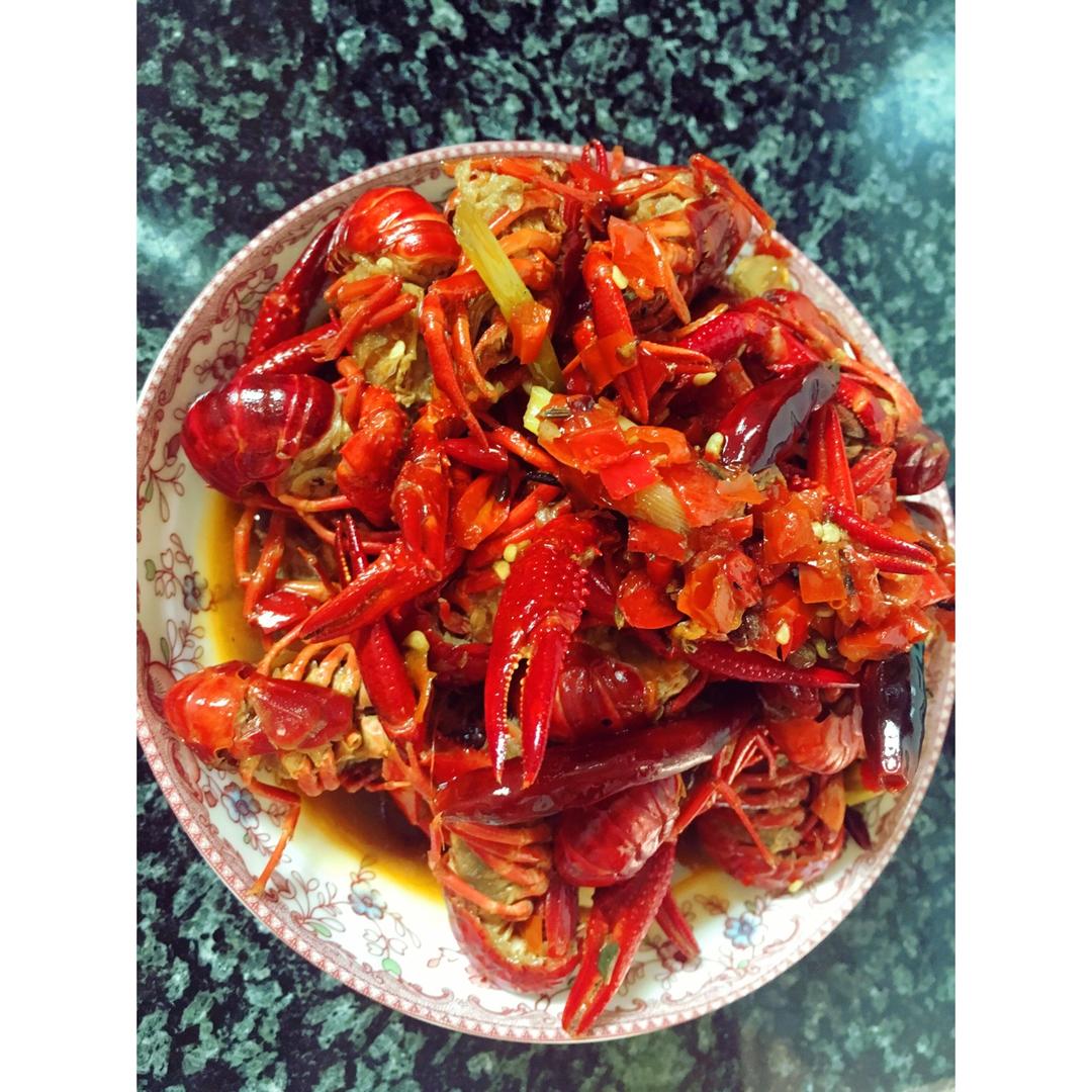 麻辣小龙虾