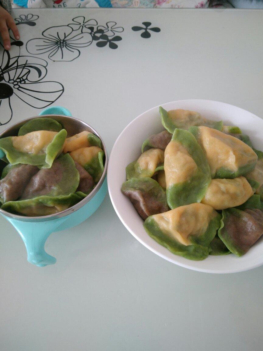 彩色水饺