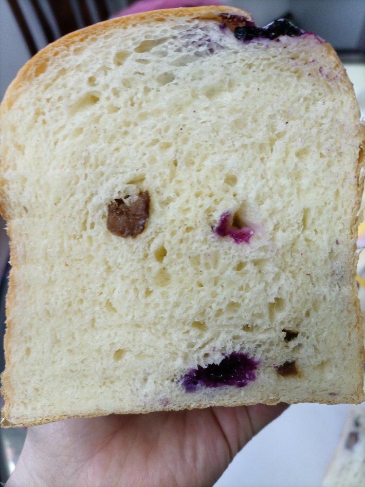 好吃看得见，蓝莓和无花果面包