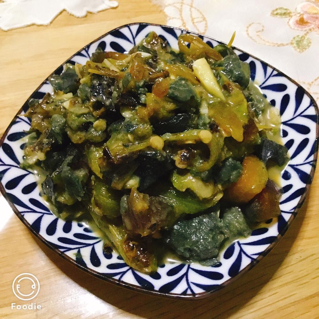 【正宗湘菜】擂辣椒皮蛋