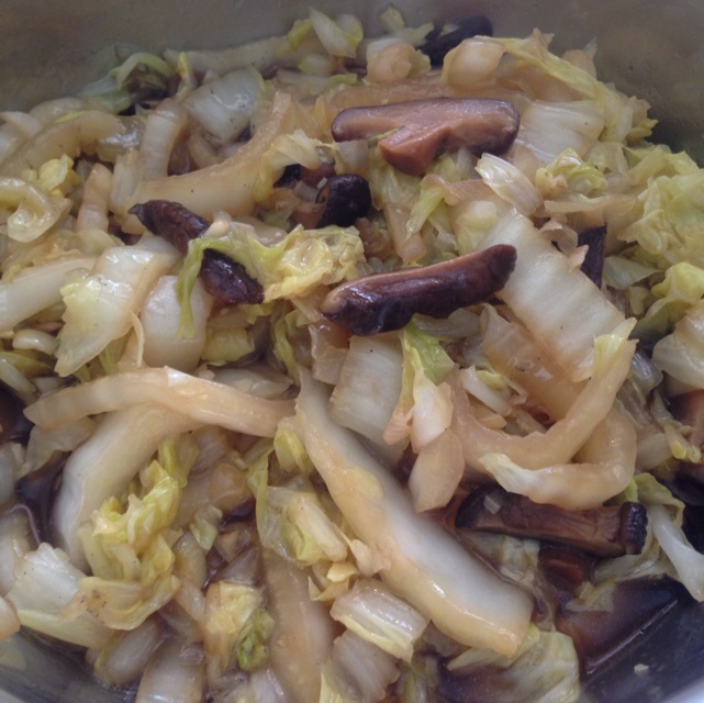 肉丝炒香菇白菜