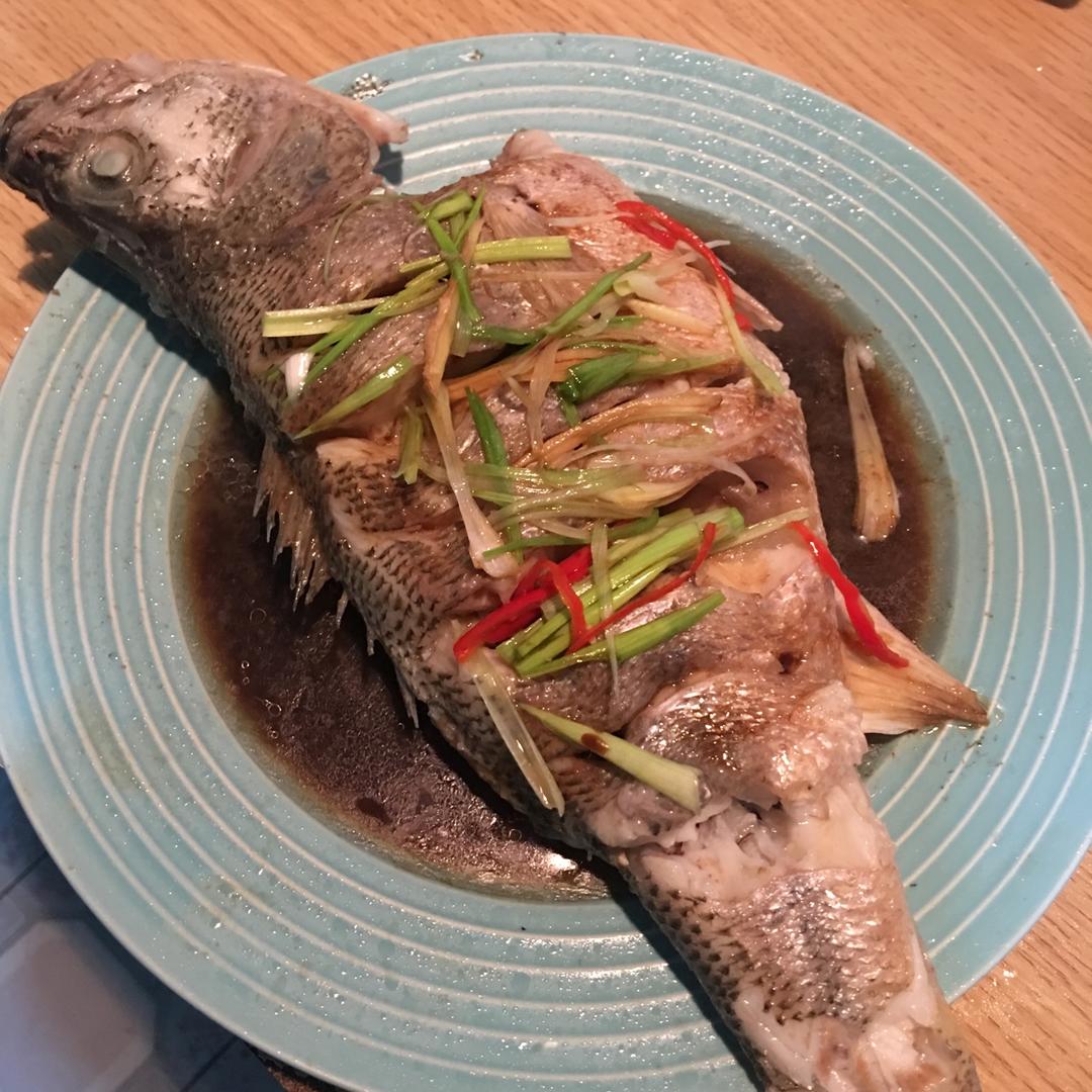 清蒸鲈鱼