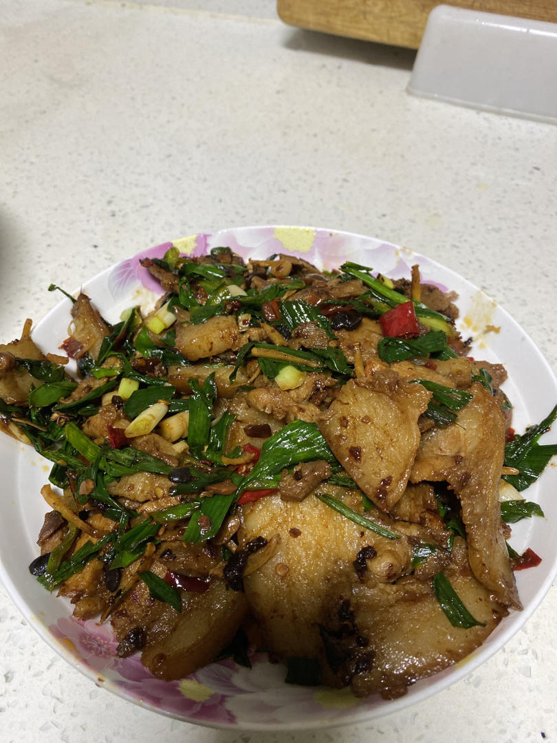 厨师长教你：“回锅肉”的正宗做法，先收藏