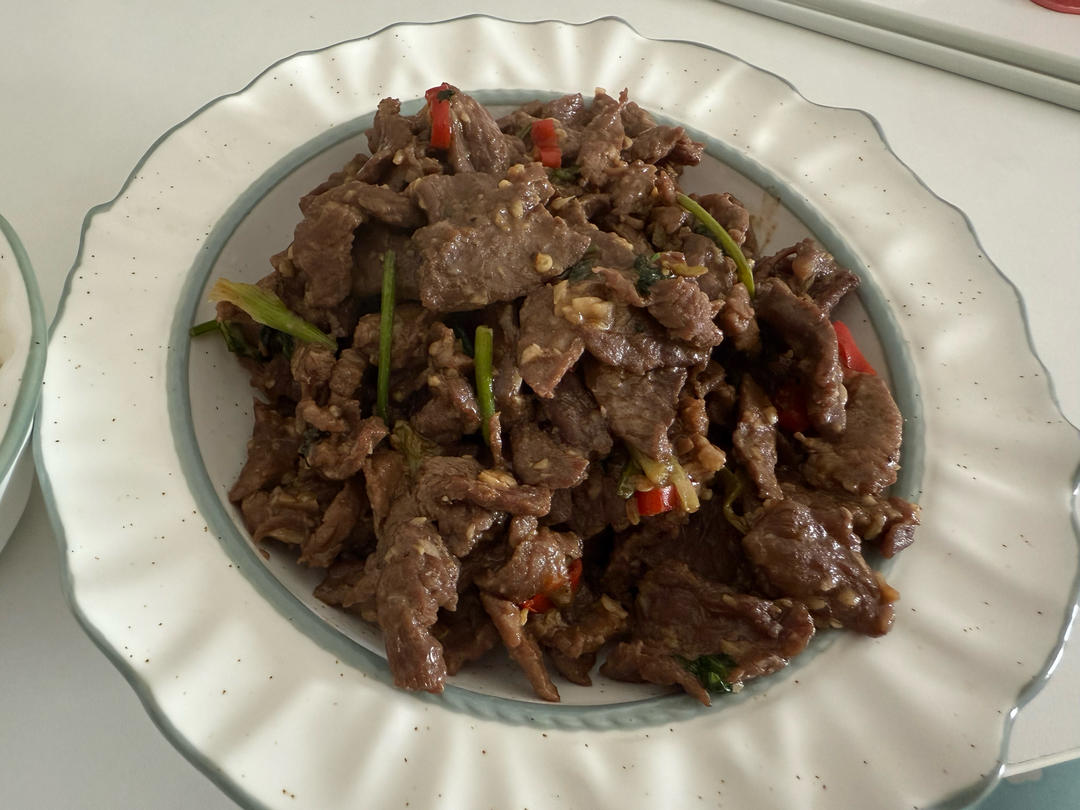 正宗湘菜小炒黄牛肉