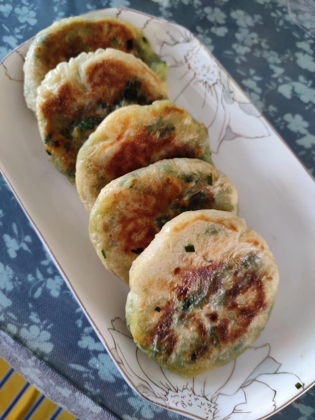 皮薄如纸的韭菜馅饼|免揉面法