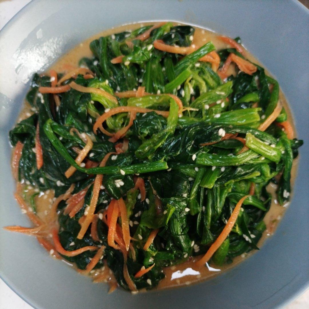 麻汁菠菜（附麻汁的调法）