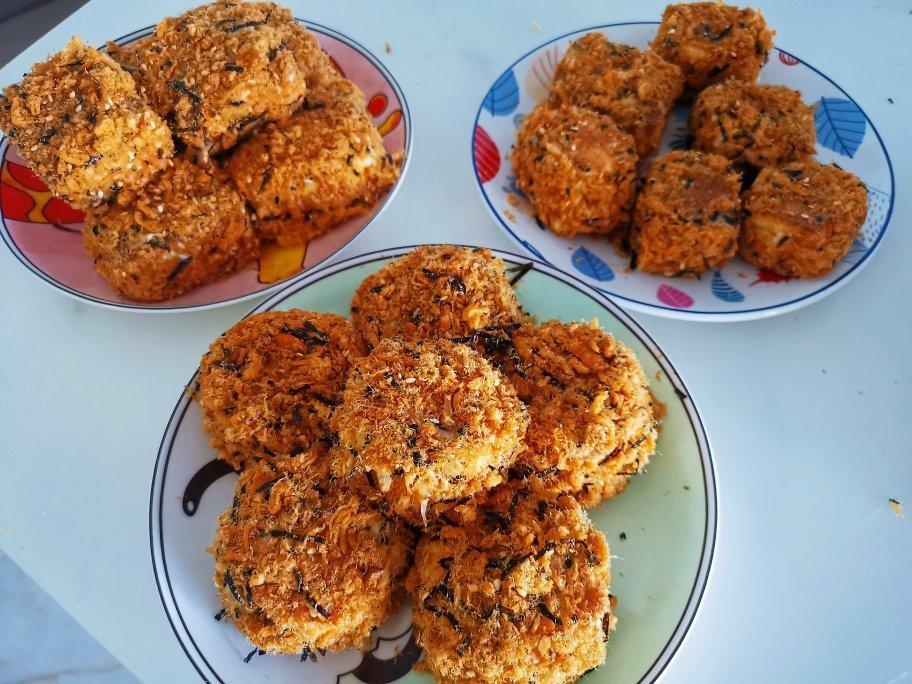 美味海苔肉松小贝