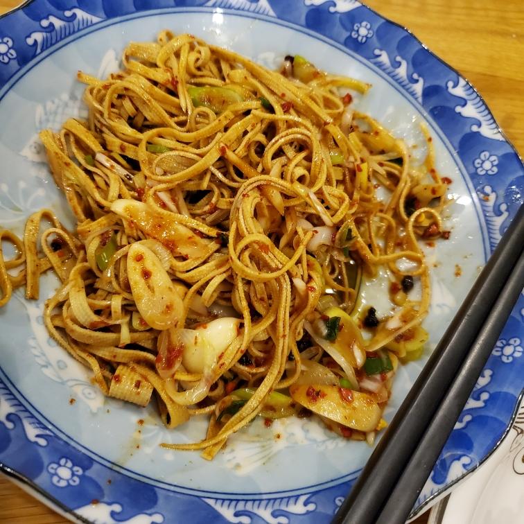 馋哭的凉拌豆腐皮