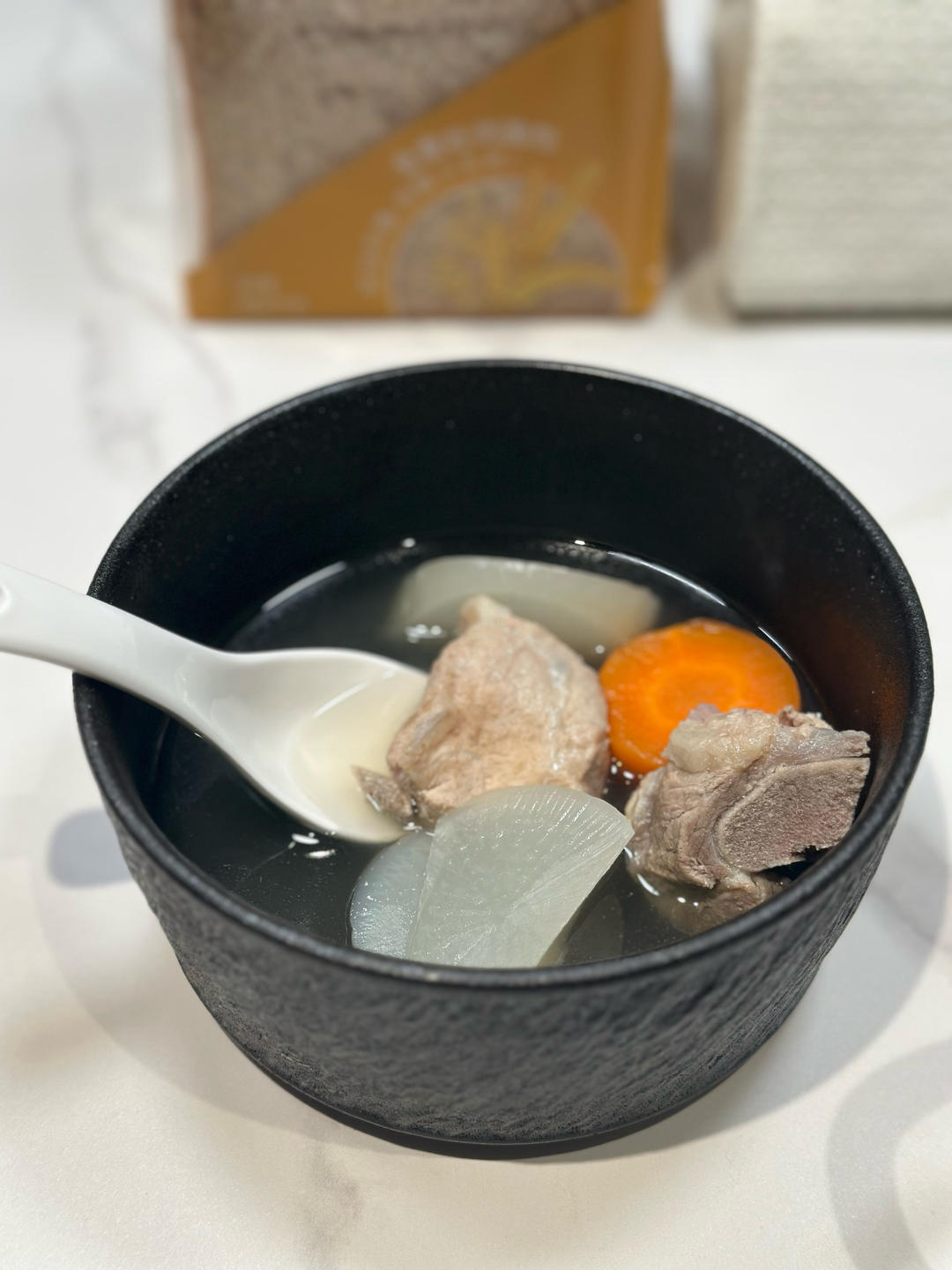筒骨/大骨萝卜汤(清肺止咳)