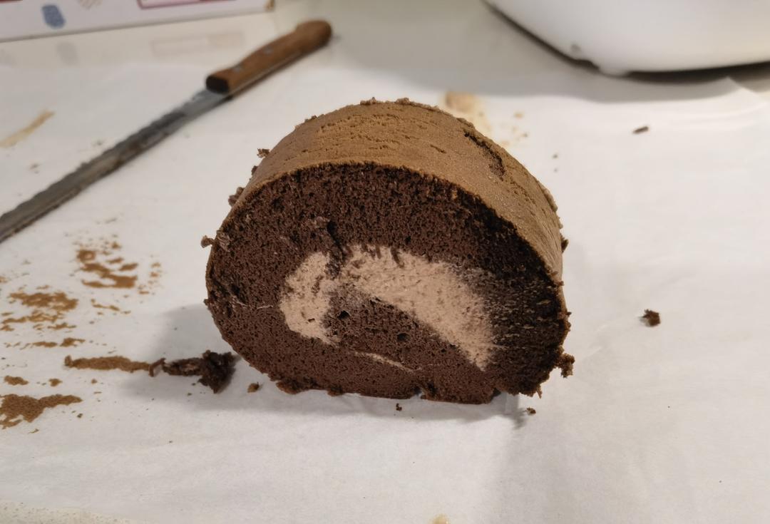 超浓郁卷不裂的巧克力蛋糕卷