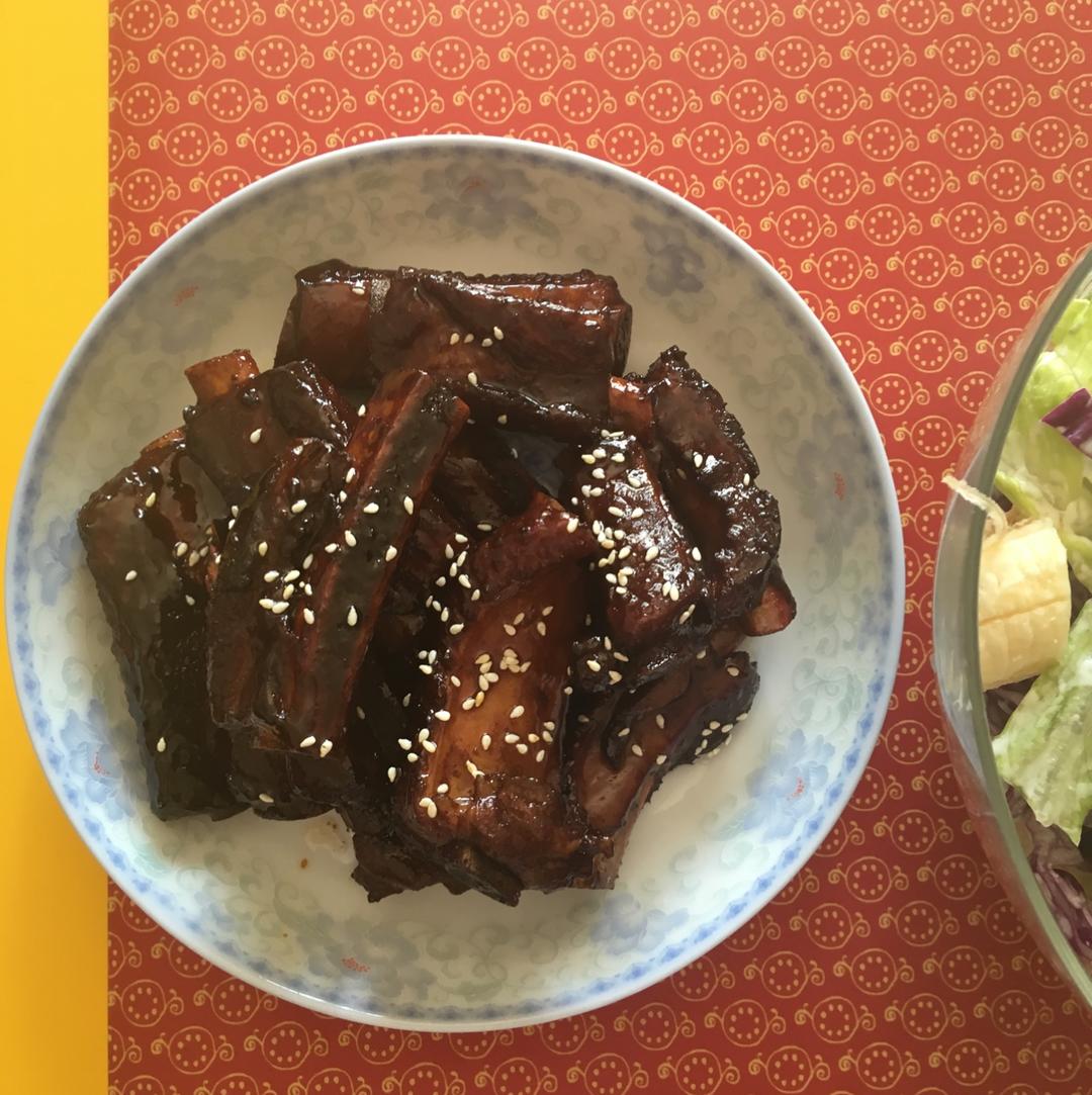 红烧排骨