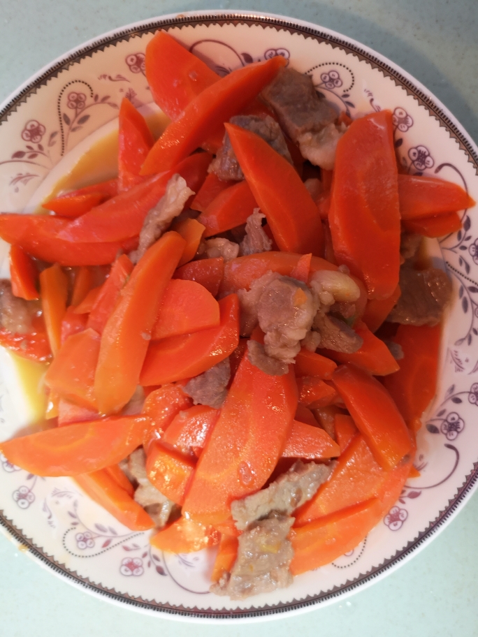 胡萝卜炒肉片的做法