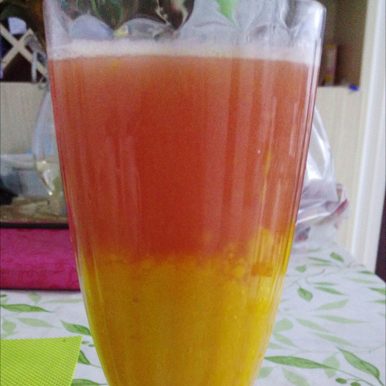 芒果番茄汁（清肠排毒火力全开）