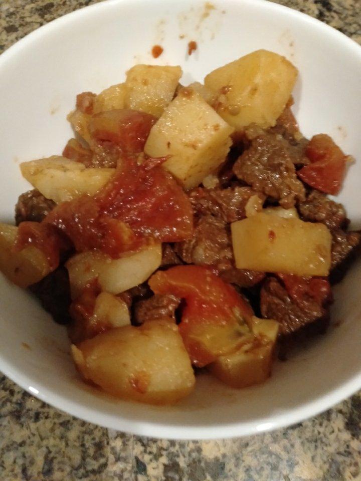 番茄土豆炖牛腩