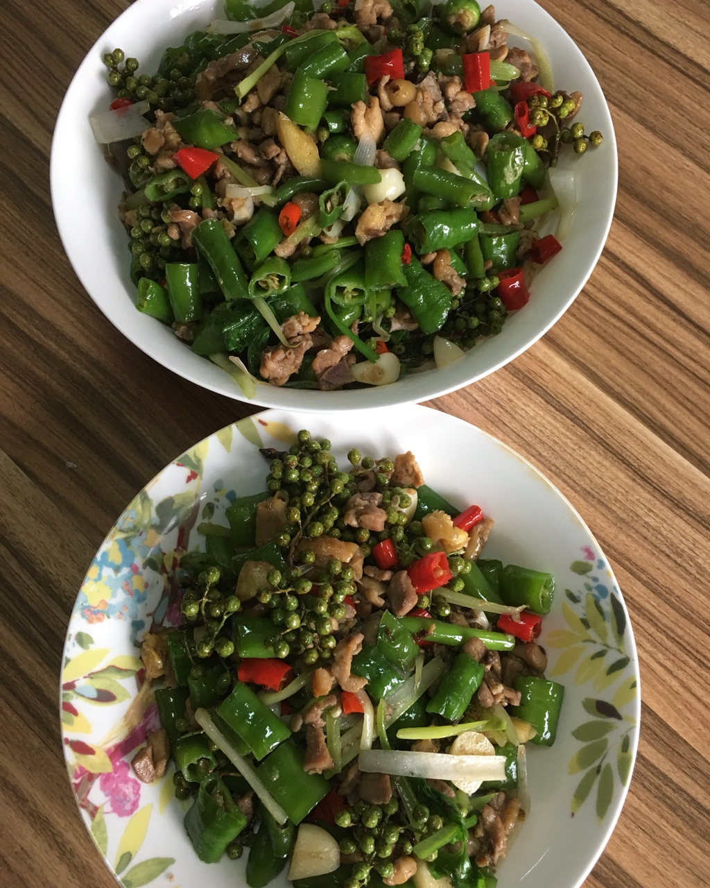 重庆江湖菜～铁山坪花椒鸡（重口味）