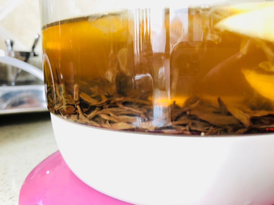 清凉一夏～柠檬冰红茶