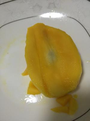 芒果酸奶冰～的做法 步骤2