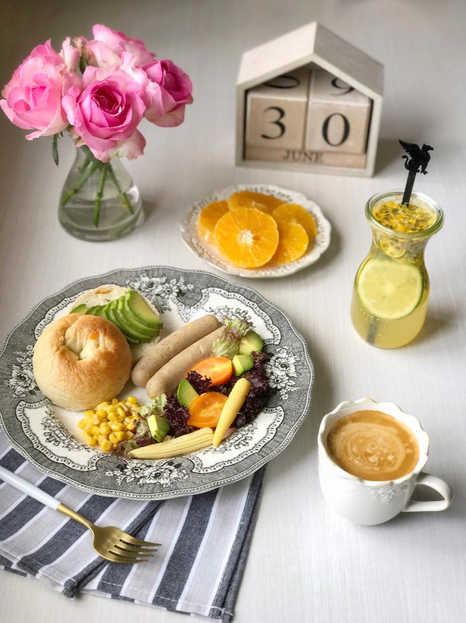 椰香奶酪夹心全麦橙皮贝果