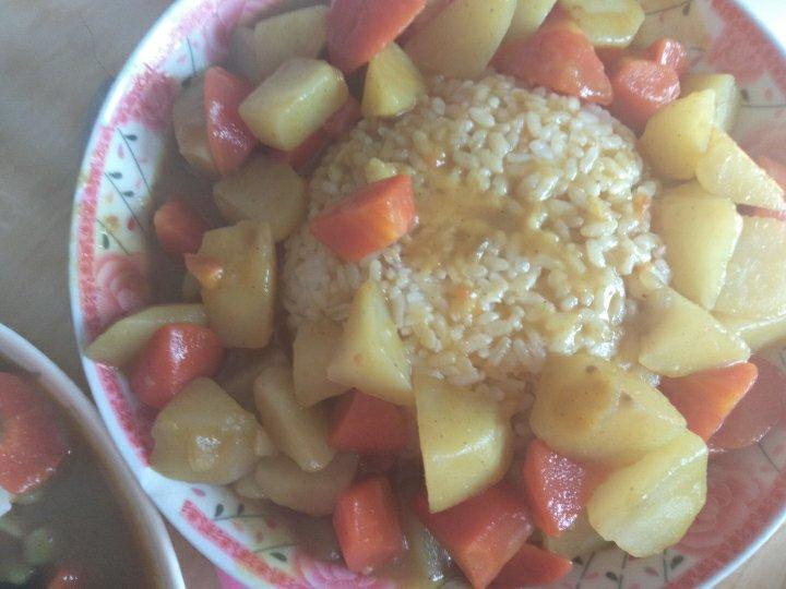 咖喱土豆饭