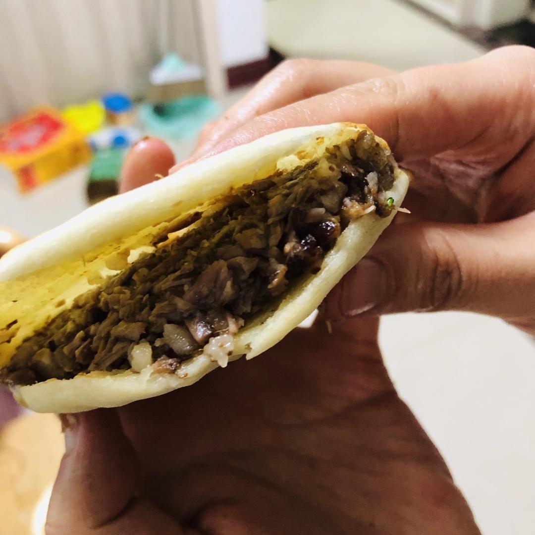 肉夹馍(白吉馍的制作)