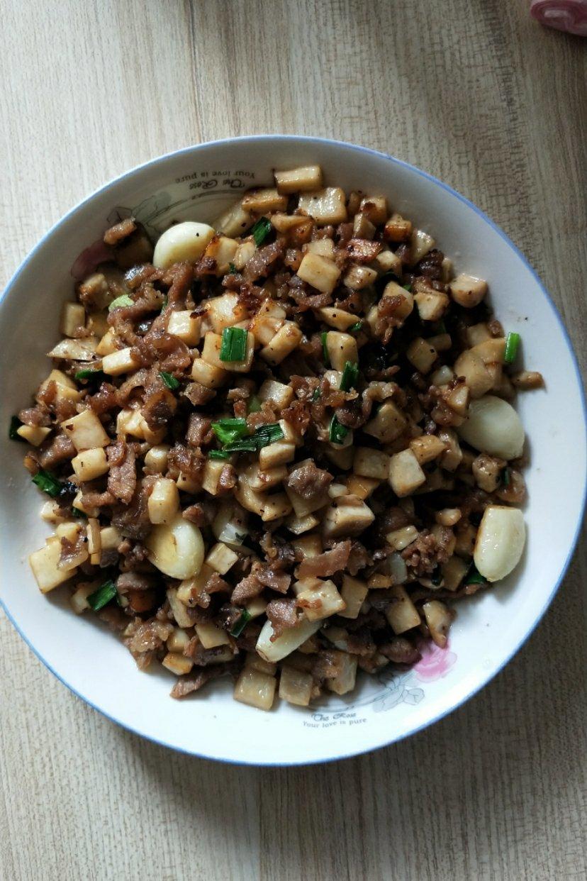 黑胡椒杏鲍菇牛肉粒