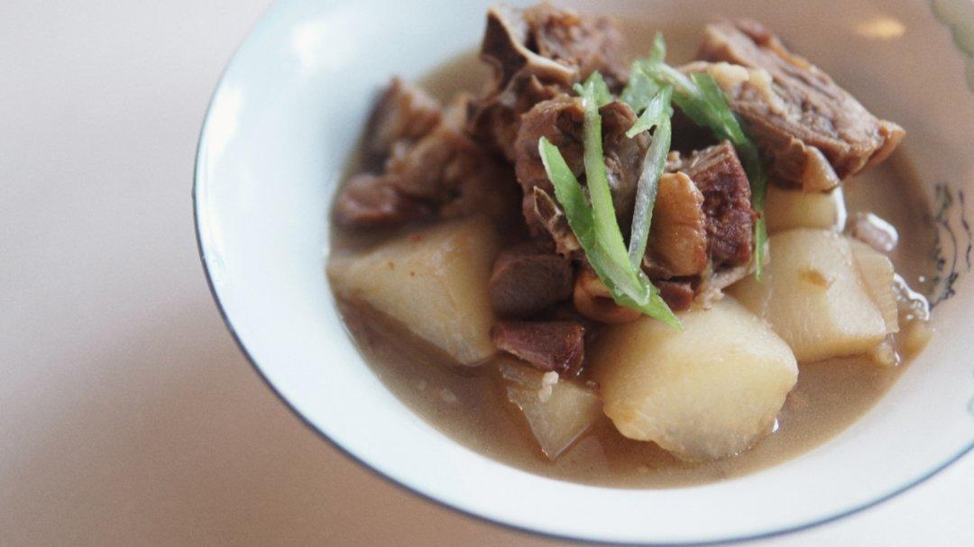 羊肉炖白萝卜