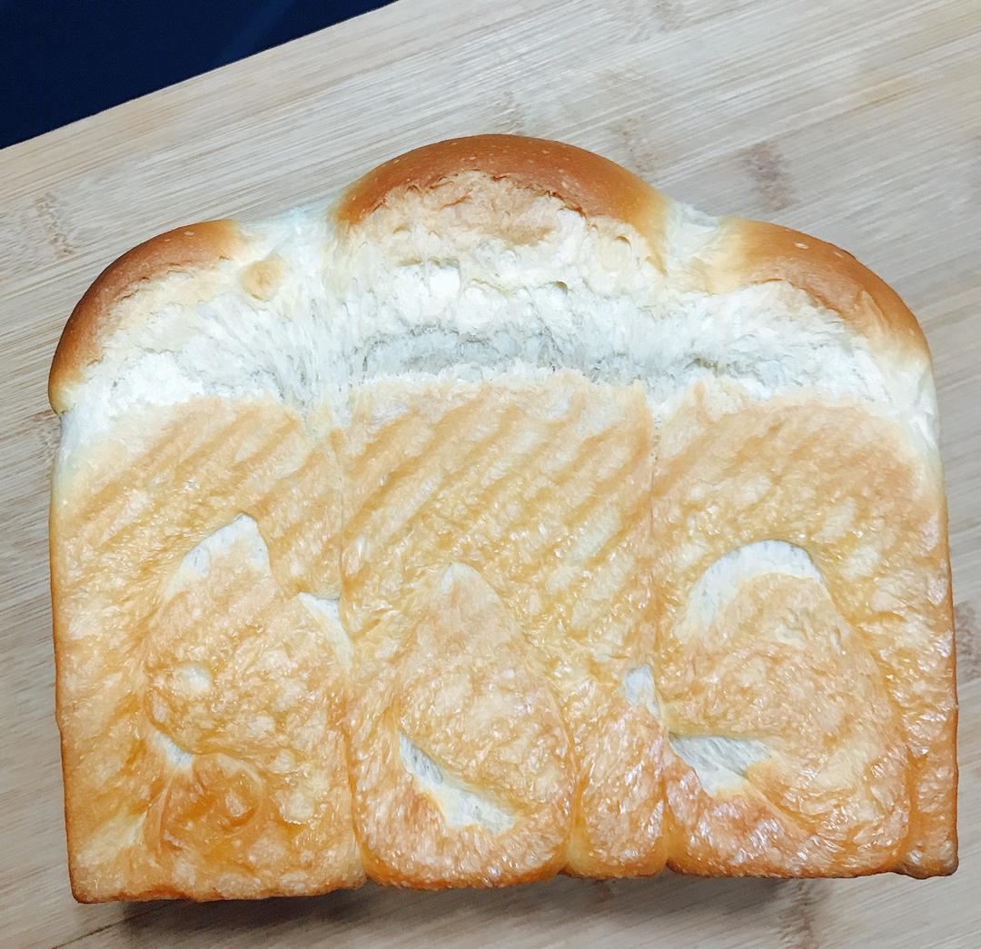 二奶吐司～酸奶奶酪包