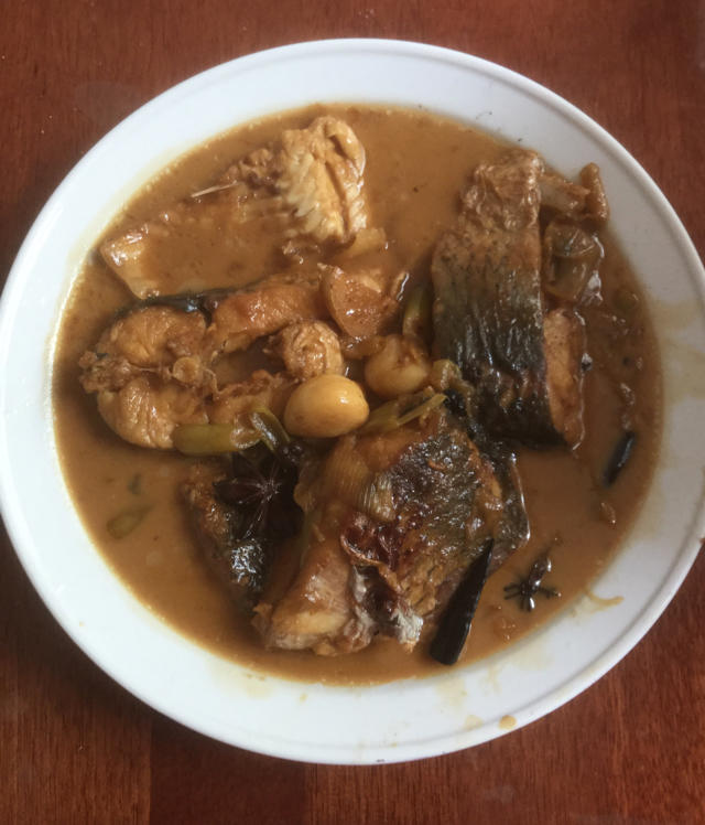 传统中式红烧平鱼