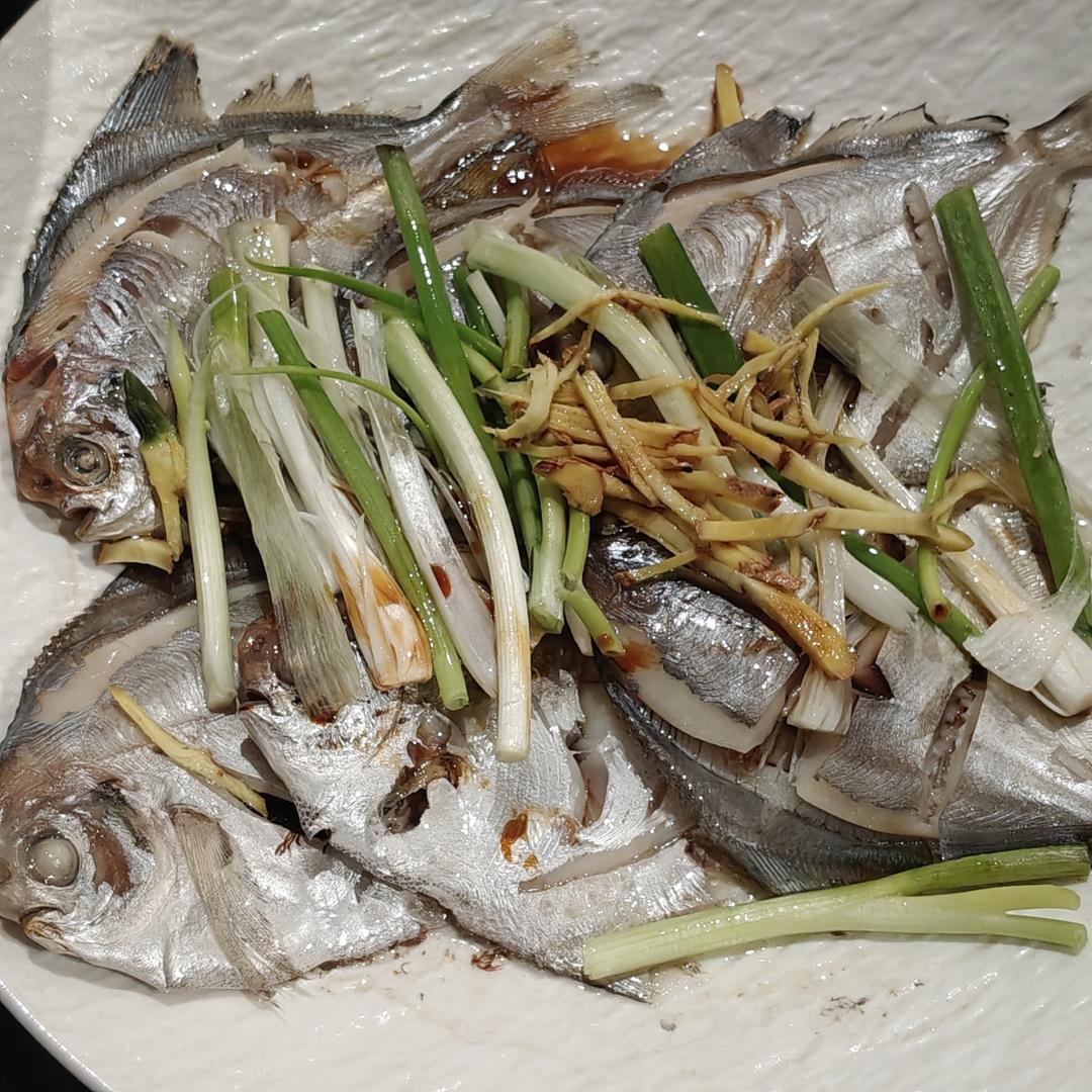 清蒸鲳鱼