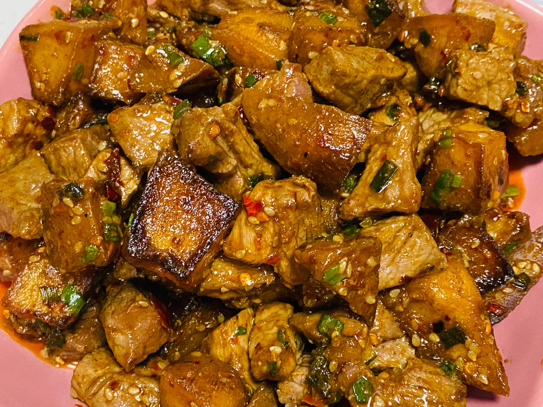 香辣孜然土豆牛肉粒，这么做巨巨巨好吃！！