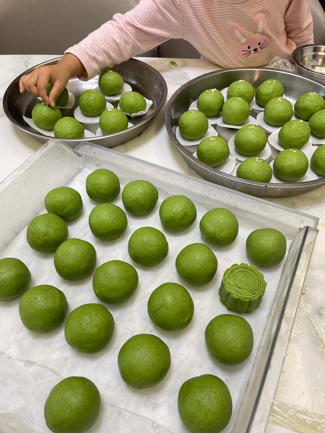 清明必吃的艾草青团