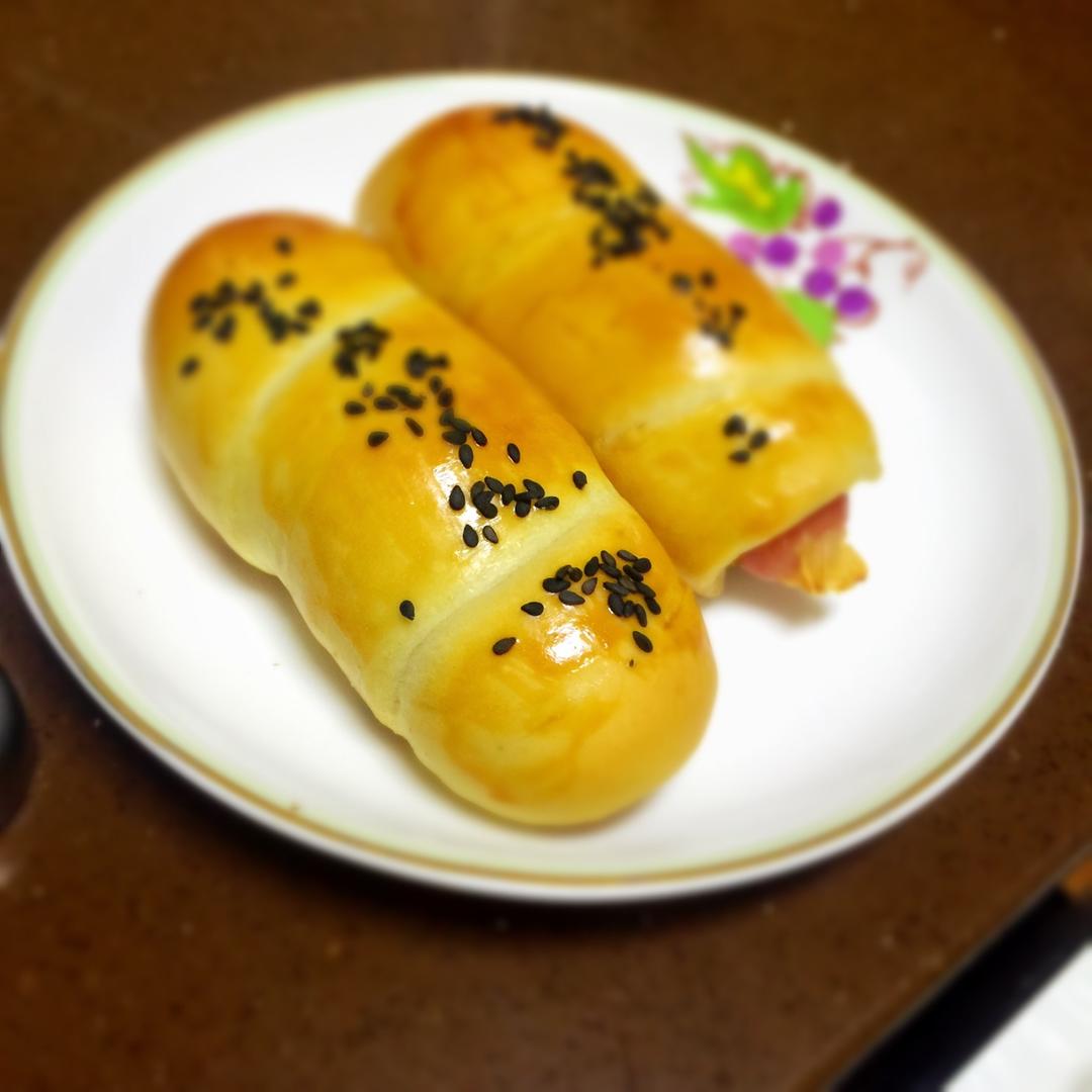热狗面包卷