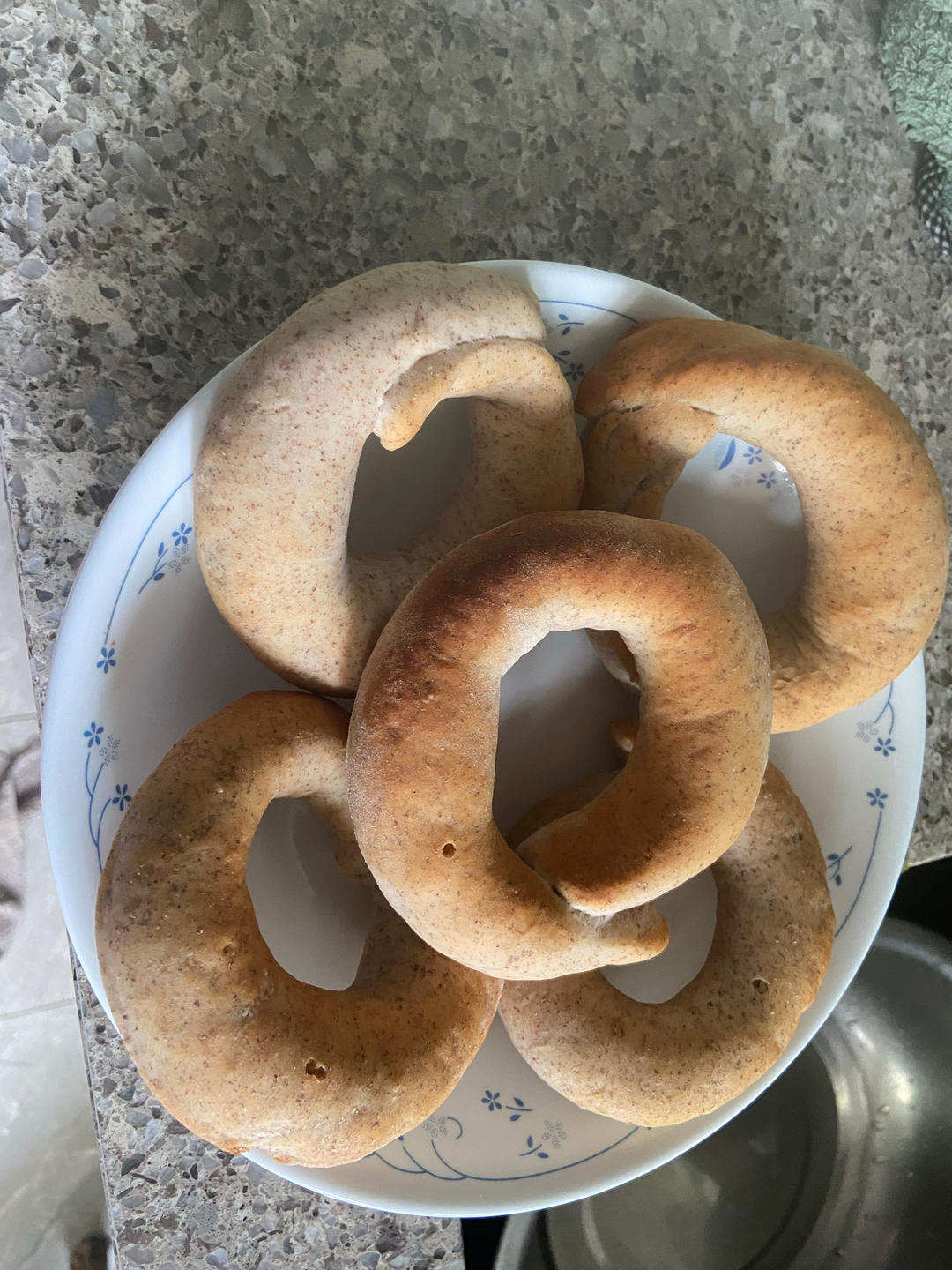 懒人全麦亚奇籽贝果