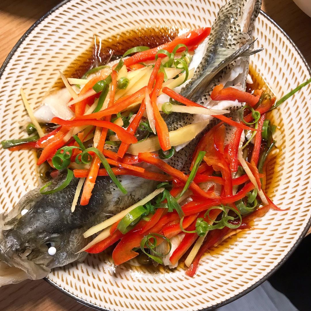 清蒸鲈鱼