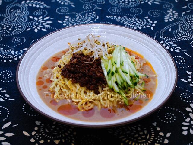 冷やしタンタン麺 （冷拌担担面）的做法