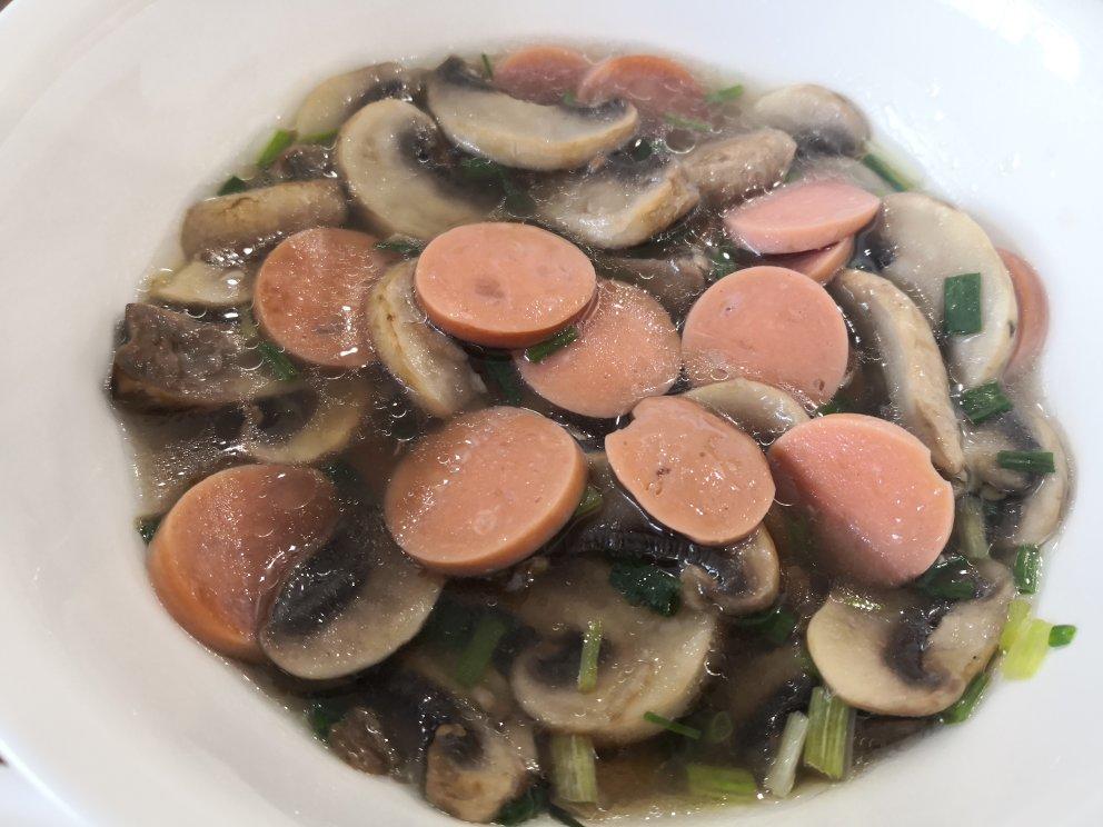 鲜掉眉毛口蘑汤