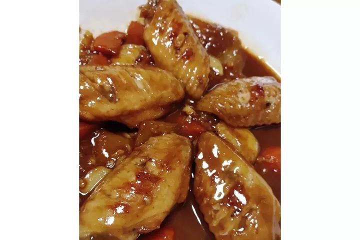 北鼎铸铁锅食谱｜焖蒜香鸡翅
