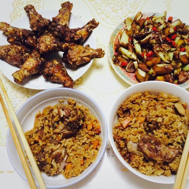 喷香排骨焖饭（爆好吃）