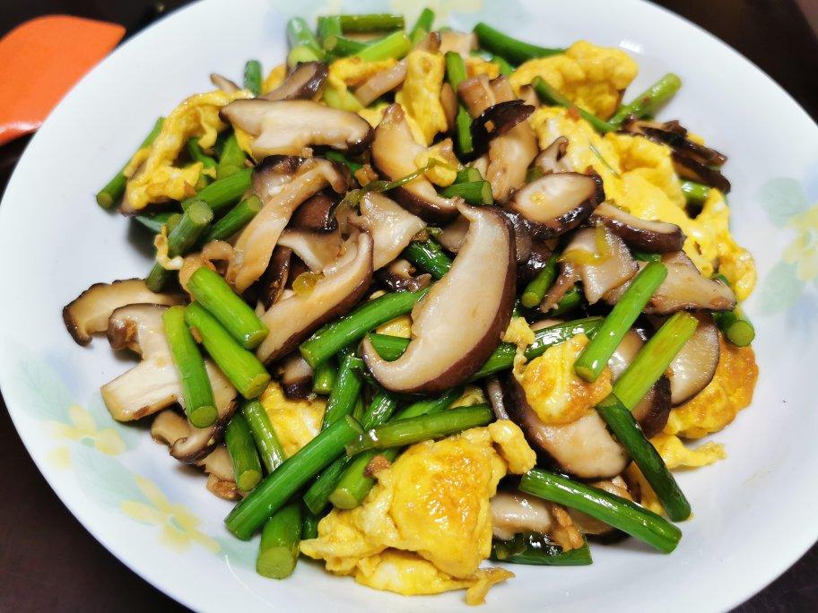 蒜薹炒鸡蛋