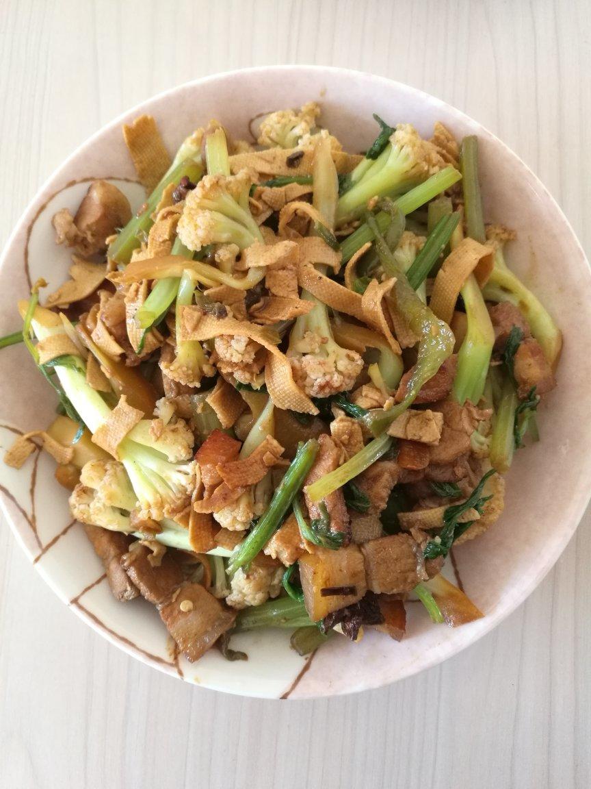 干锅花菜｜美食台