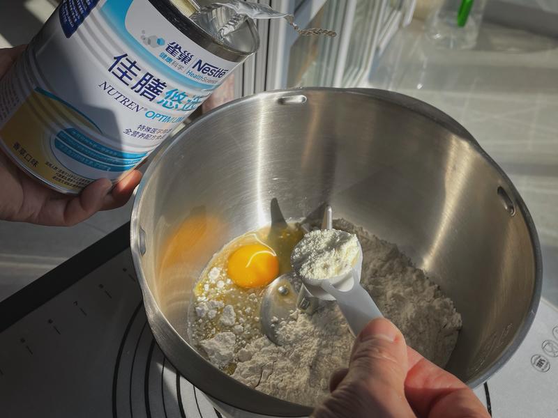 纯奶手撕吐司的做法 步骤1