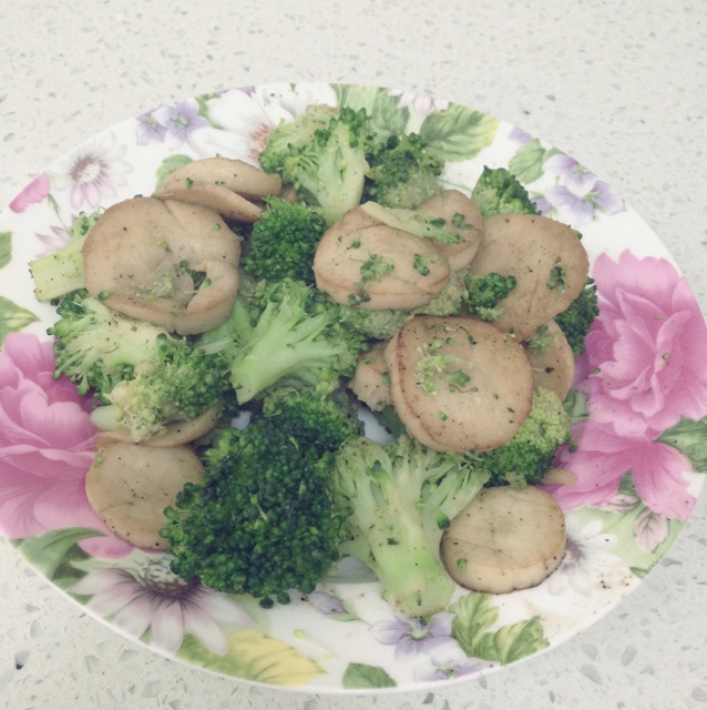 杏鲍菇炒西兰花